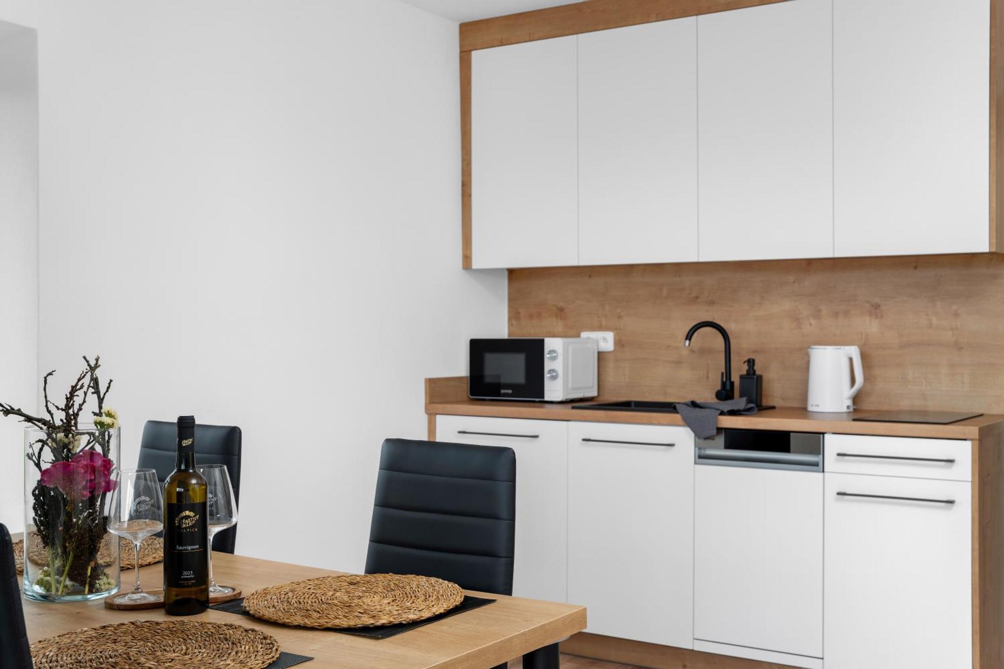 Apartmany Stastny Sklep Valtice Esterno foto