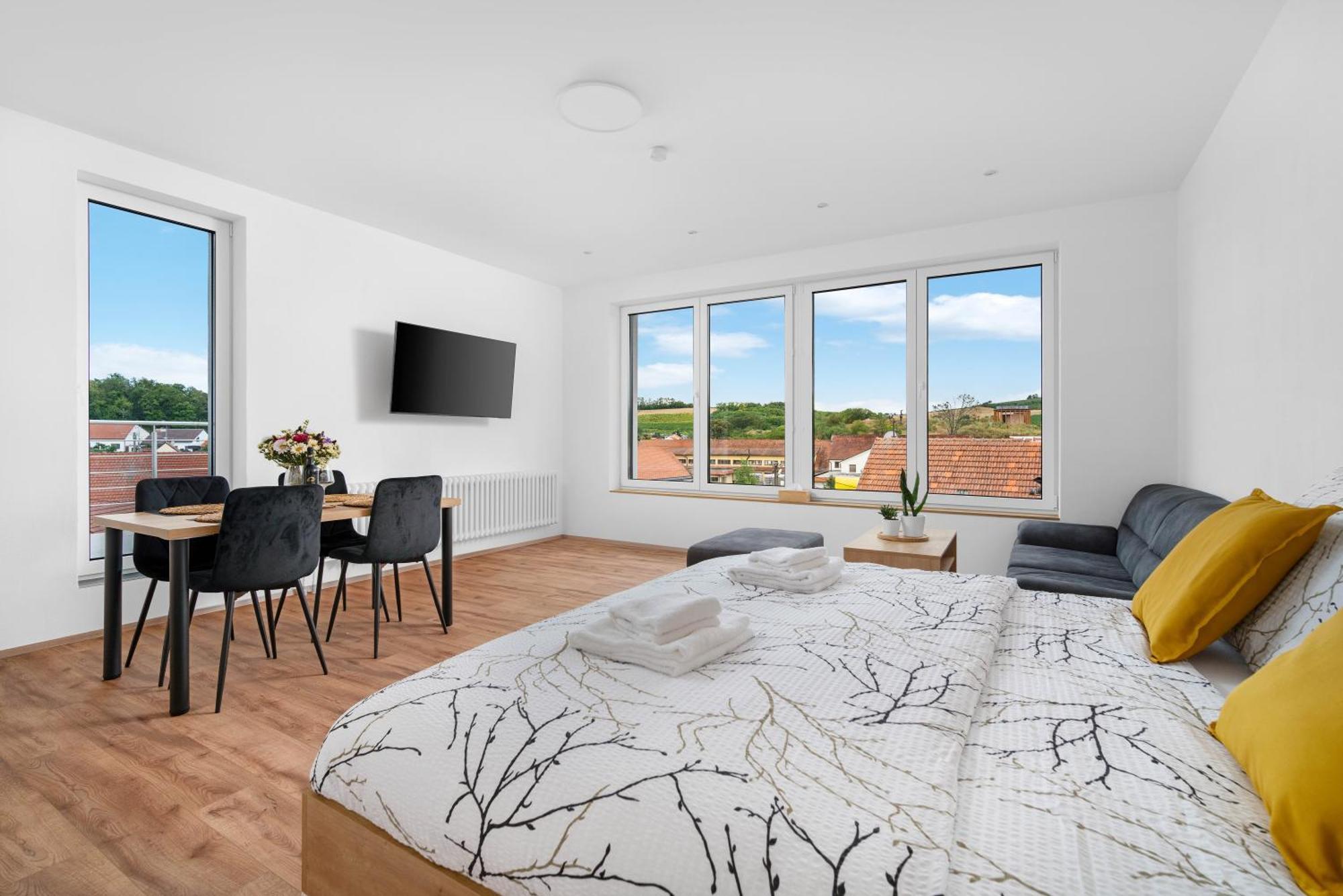 Apartmany Stastny Sklep Valtice Esterno foto